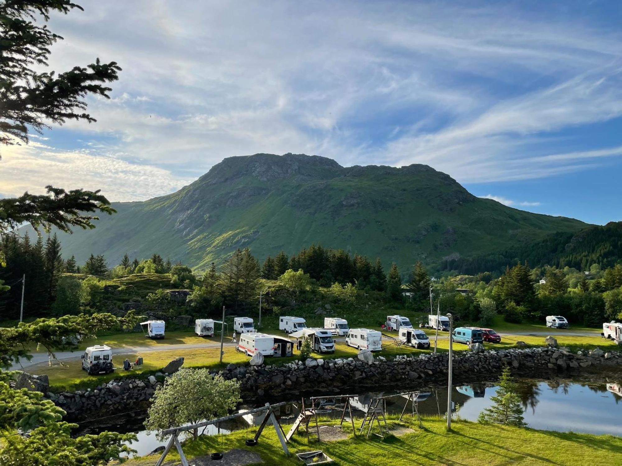 Brustranda Fjordcamping Valberg Zewnętrze zdjęcie